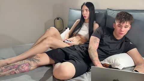 Olivia and Robie online show from 2, 10, 2025