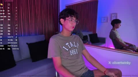 Snapshot of oliver20__ chatting on 9, 4, 2026 oliver20__ online show from 9, 4, 2026