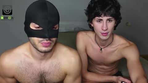 Snapshot of oliver_baker chatting on 2, 10, 2025 Oliver  Kaen online show from 2, 10, 2025