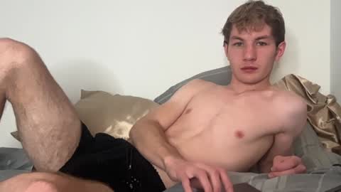 Snapshot of oliver_beck chatting on 31, 12, 2024 Oliver Beck online show from 31, 12, 2024