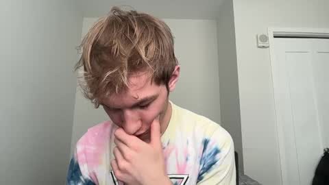 Snapshot of oliver_beck chatting on 26, 2, 2025 Oliver Beck online show from 26, 2, 2025