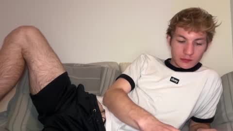 Snapshot of oliver_beck chatting on 12, 3, 2025 Oliver Beck online show from 12, 3, 2025