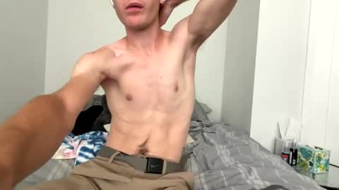 Snapshot of oliver_beck chatting on 24, 9, 2025 Oliver Beck online show from 24, 9, 2025