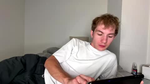 Snapshot of oliver_beck chatting on 27, 9, 2025 Oliver Beck online show from 27, 9, 2025