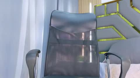 Oliver online show from 25, 4, 2026