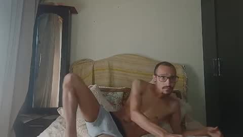 oliver_goldberg online show from 4, 5, 2026
