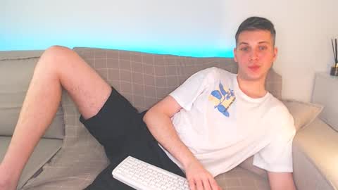 Snapshot of oliver_hort chatting on 17, 1, 2025 Oliver online show from 17, 1, 2025