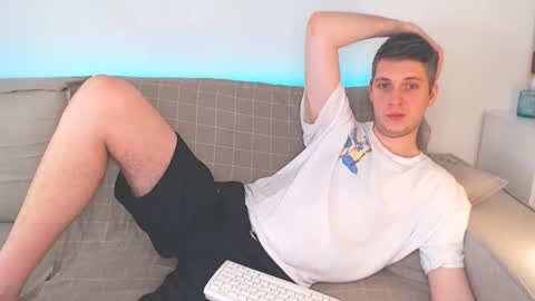 Snapshot of oliver_hort chatting on 10, 2, 2025 Oliver online show from 10, 2, 2025