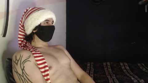 oliver_laid_2023 online show from 15, 12, 2024