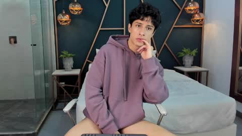  OLIVER  online show from 9, 4, 2026