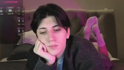 Snapshot of oliver_star_boy chatting on 4, 2, 2026 oliver online show from 4, 2, 2026