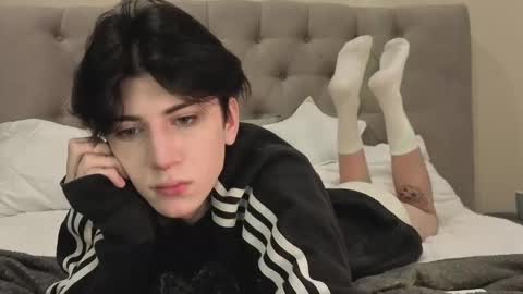 Snapshot of oliver_star_boy chatting on 10, 2, 2026 oliver online show from 10, 2, 2026