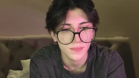 Snapshot of oliver_star_boy chatting on 12, 2, 2026 oliver online show from 12, 2, 2026