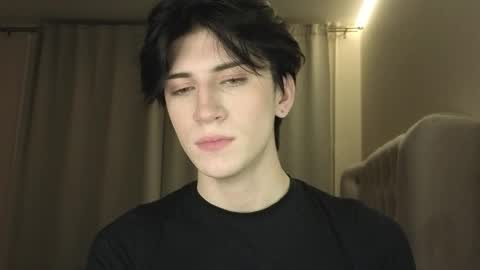 Snapshot of oliver_star_boy chatting on 3, 3, 2026 oliver online show from 3, 3, 2026