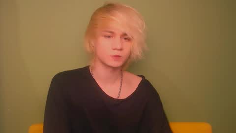 Snapshot of oliver_sweet_ chatting on 26, 12, 2024 Oliver online show from 26, 12, 2024