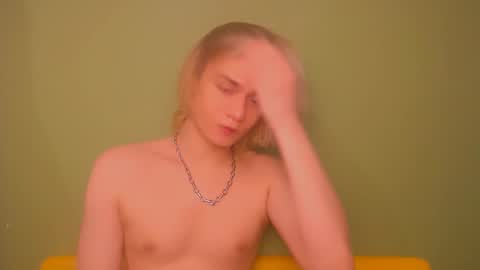 Snapshot of oliver_sweet_ chatting on 7, 2, 2025 Oliver online show from 7, 2, 2025