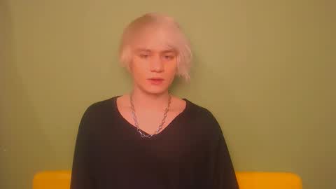 Snapshot of oliver_sweet_ chatting on 5, 3, 2025 Oliver online show from 5, 3, 2025