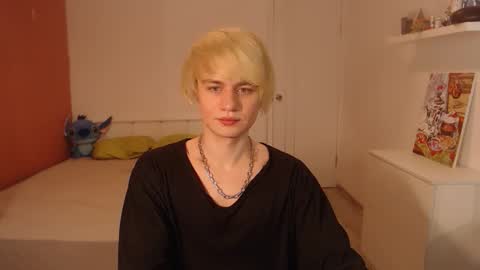 Snapshot of oliver_sweet_ chatting on 24, 9, 2025 Oliver online show from 24, 9, 2025