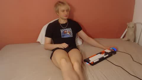 Oliver online show from 15, 4, 2026