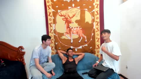 oliverhot2005 online show from 9, 2, 2025