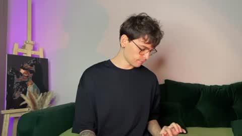 Snapshot of oliverlawrence chatting on 15, 7, 2026 oliverlawrence online show from 15, 7, 2026