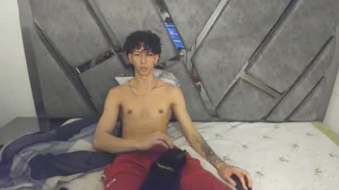 Snapshot of oliverthompson_01 chatting on 2, 10, 2025 oliverthompson_01 online show from 2, 10, 2025