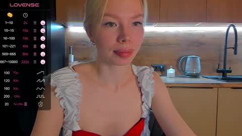 Snapshot of olivia_bells chatting on 18, 5, 2026 Olivia 3 online show from 18, 5, 2026