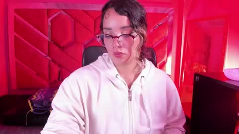  OLIVIA  online show from 2, 3, 2026