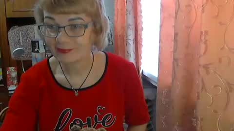 Olivia Mia online show from 30, 3, 2026