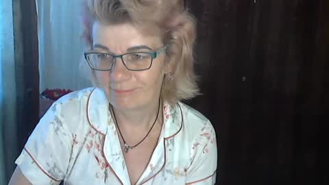 Snapshot of olivia_mia25 chatting on 12, 7, 2026 Olivia Mia online show from 12, 7, 2026
