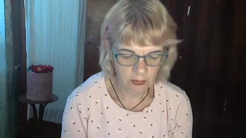 Snapshot of olivia_mia25 chatting on 18, 7, 2026 Olivia Mia online show from 18, 7, 2026