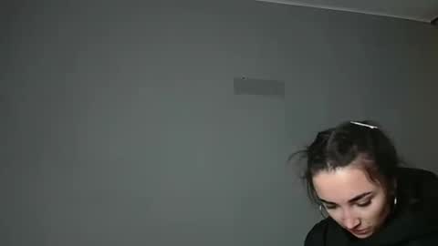 Olivia online show from 4, 12, 2025