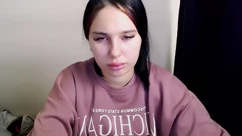 Olivia online show from 6, 11, 2025