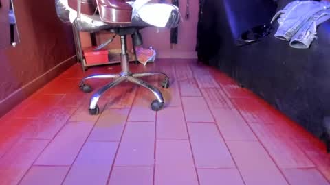   online show from 21, 1, 2025