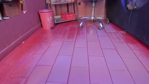   online show from 1, 2, 2025