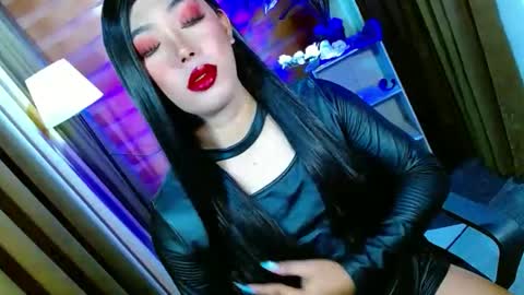 Snapshot of olivia_the_temptress27 chatting on 25, 4, 2026 Miss OLIVIA online show from 25, 4, 2026