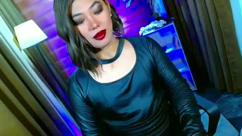 Snapshot of olivia_the_temptress27 chatting on 13, 5, 2026 Miss OLIVIA online show from 13, 5, 2026