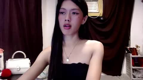 oliviaknightx online show from 3, 2, 2026