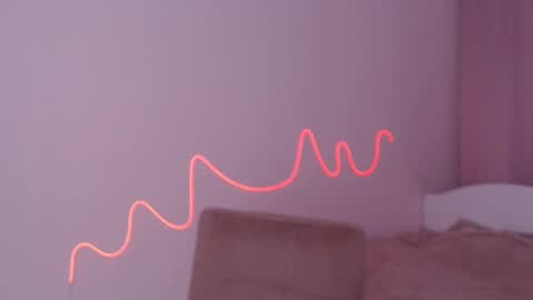 Olivia online show from 23, 12, 2024