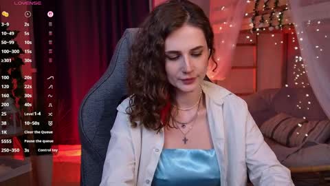 Snapshot of oliviamcclean chatting on 6, 4, 2026 Liv online show from 6, 4, 2026