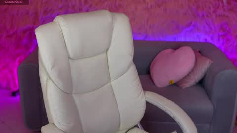Olivia online show from 15, 5, 2026