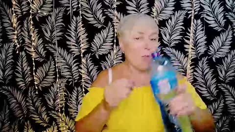 Kelly online show from 14, 10, 2025