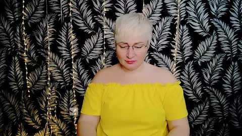 Snapshot of oliviaoskar_ chatting on 2, 4, 2026 Kelly online show from 2, 4, 2026