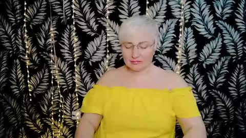 Snapshot of oliviaoskar_ chatting on 17, 4, 2026 Kelly online show from 17, 4, 2026