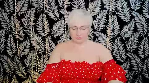 Snapshot of oliviaoskar_ chatting on 18, 4, 2026 Kelly online show from 18, 4, 2026