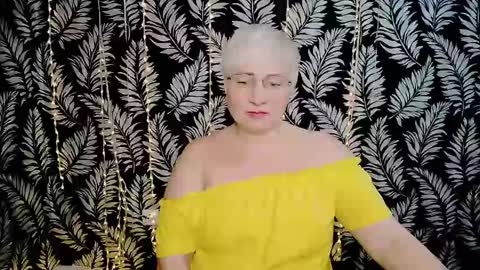 Snapshot of oliviaoskar_ chatting on 19, 4, 2026 Kelly online show from 19, 4, 2026