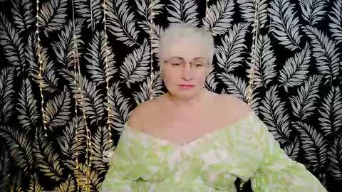 Snapshot of oliviaoskar_ chatting on 20, 4, 2026 Kelly online show from 20, 4, 2026
