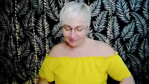 Snapshot of oliviaoskar_ chatting on 11, 5, 2026 Kelly online show from 11, 5, 2026