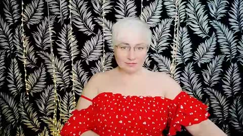 Snapshot of oliviaoskar_ chatting on 14, 5, 2026 Kelly online show from 14, 5, 2026