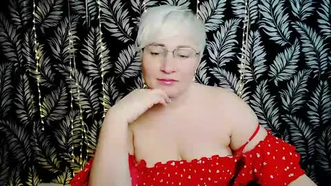 Snapshot of oliviaoskar_ chatting on 29, 5, 2026 Kelly online show from 29, 5, 2026